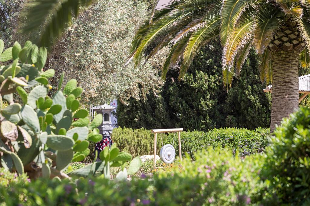 Ibizazen Hotel Santa Eularia des Riu Bagian luar foto