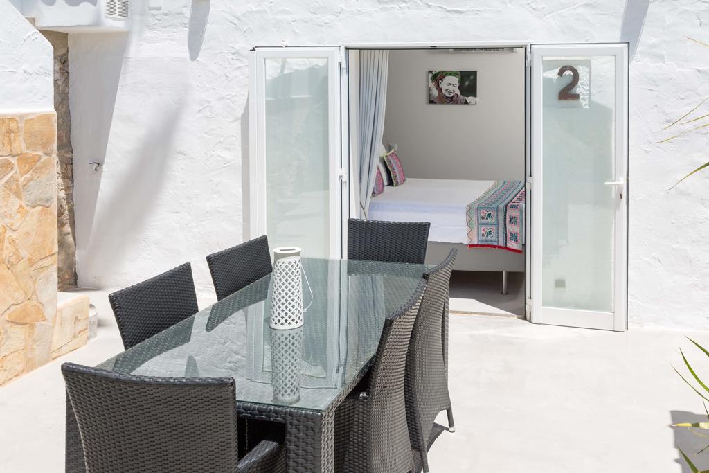Ibizazen Hotel Santa Eularia des Riu Bagian luar foto