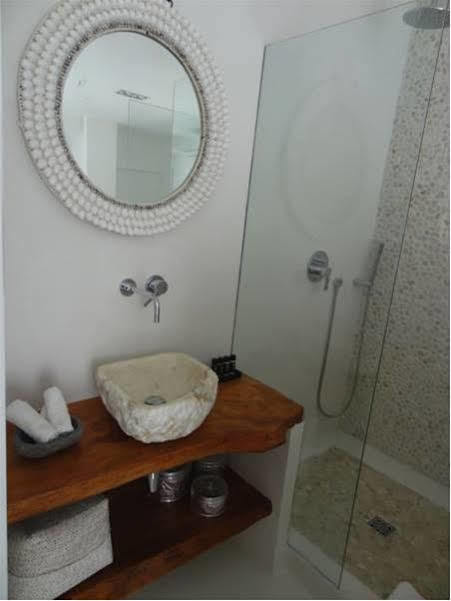 Ibizazen Hotel Santa Eularia des Riu Bagian luar foto