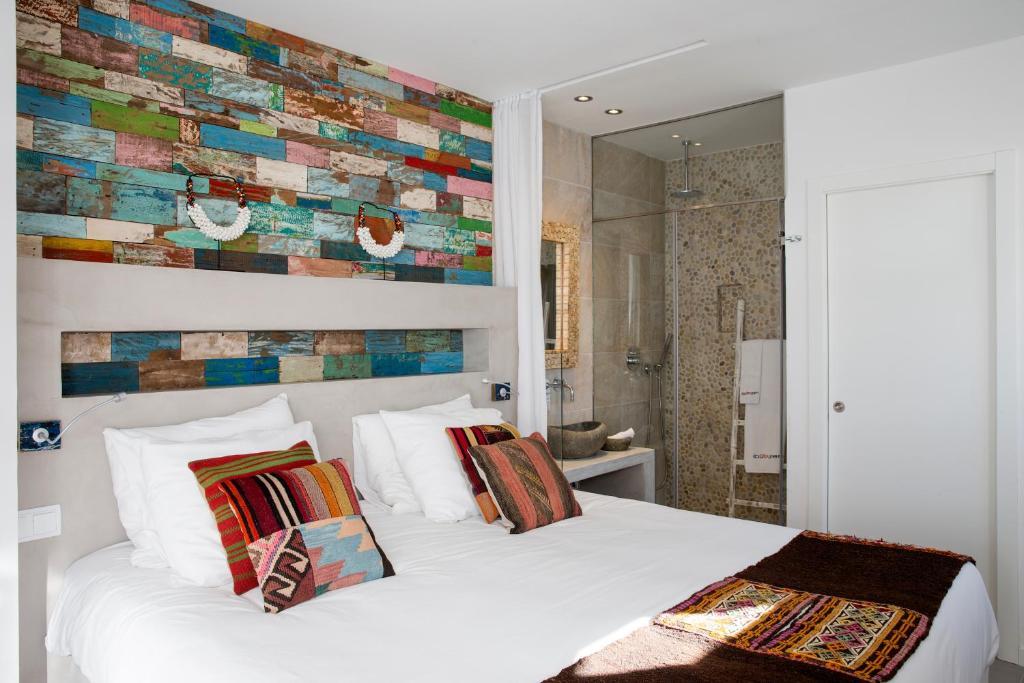 Ibizazen Hotel Santa Eularia des Riu Bagian luar foto