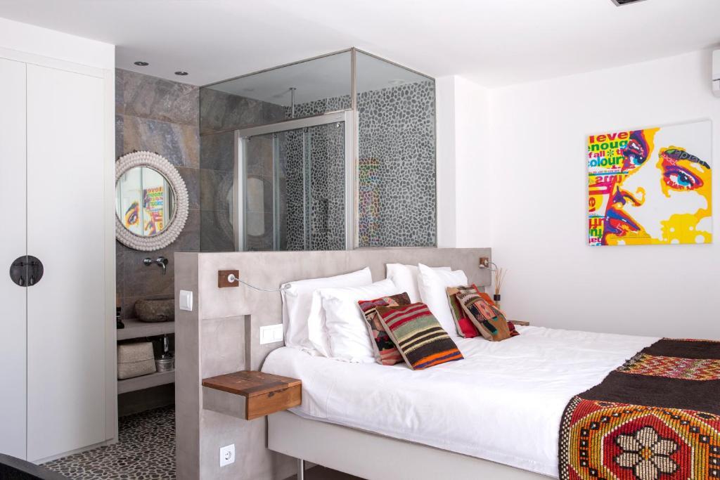 Ibizazen Hotel Santa Eularia des Riu Bagian luar foto
