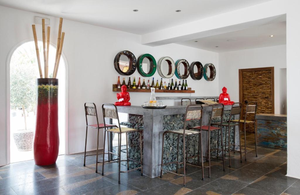 Ibizazen Hotel Santa Eularia des Riu Bagian luar foto